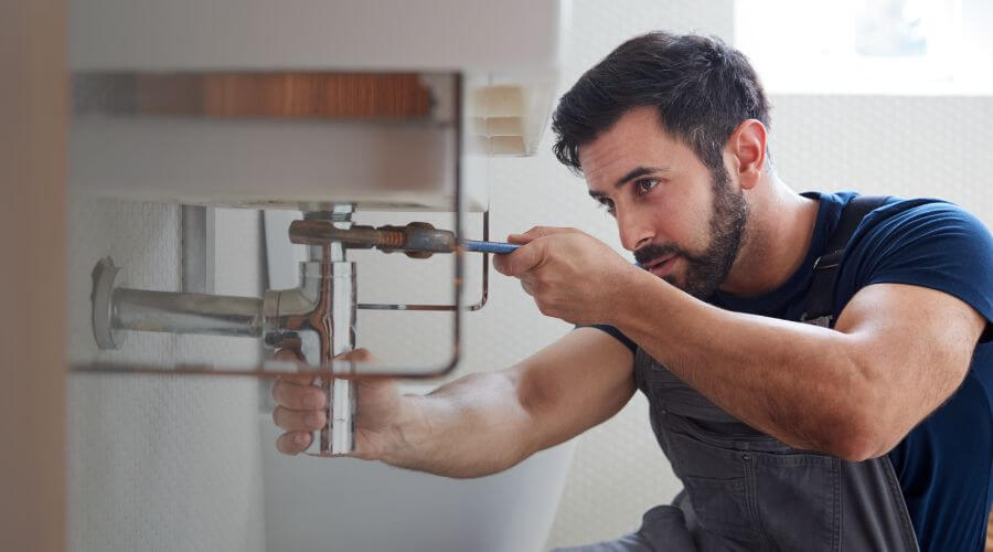 Expert burst pipe repair services in Somonauk, IL